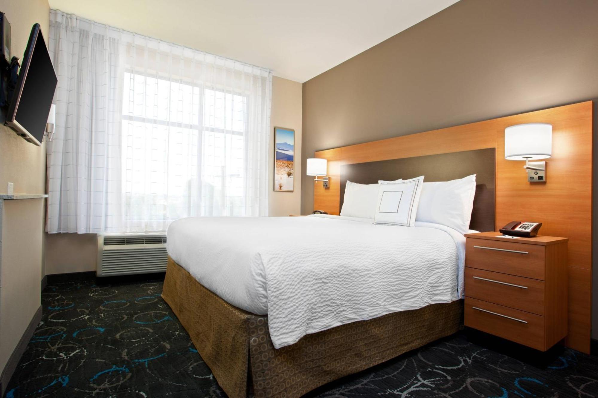 Towneplace Suites By Marriott Carlsbad Eksteriør billede