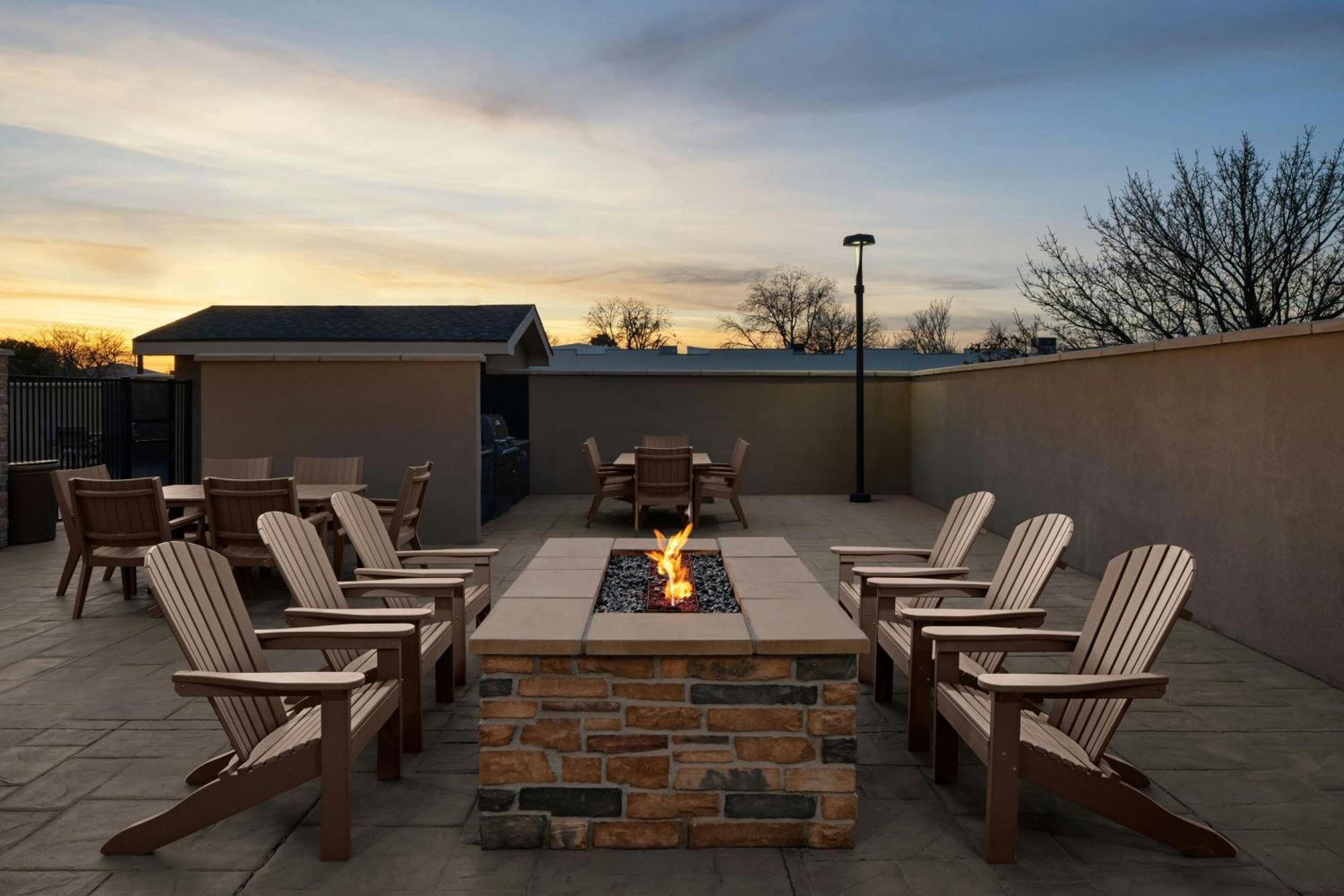 Towneplace Suites By Marriott Carlsbad Eksteriør billede