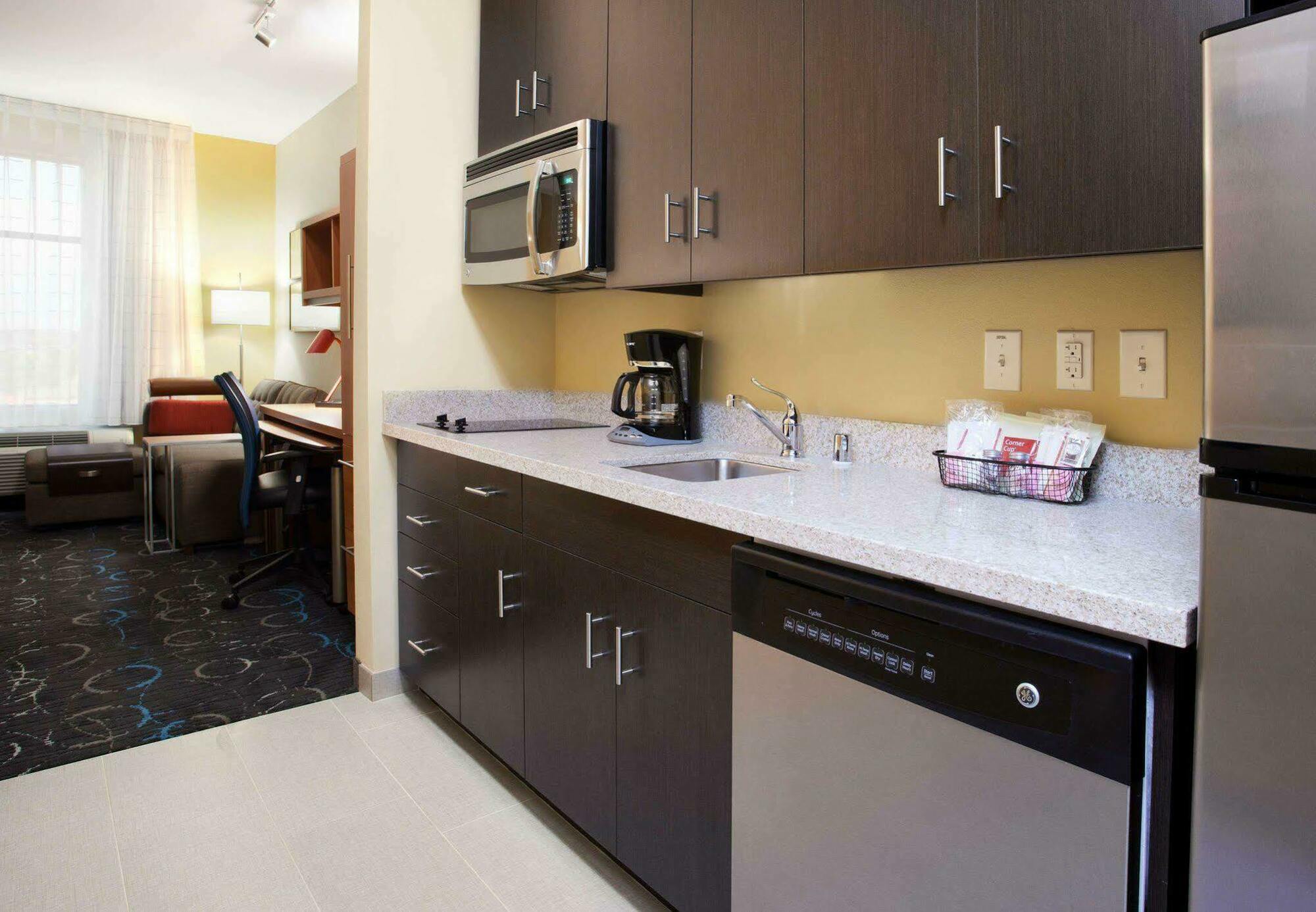 Towneplace Suites By Marriott Carlsbad Eksteriør billede
